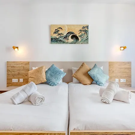Beautiful Seafront With Comfy Beds, Ac & Wifi By 360 Estates 아파트 *