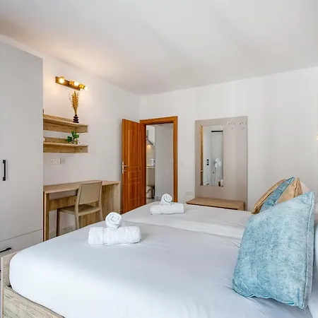아파트 Beautiful Seafront With Comfy Beds, Ac & Wifi By 360 Estates *