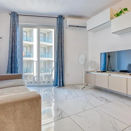 Beautiful Seafront With Comfy Beds, Ac & Wifi By 360 Estates *
