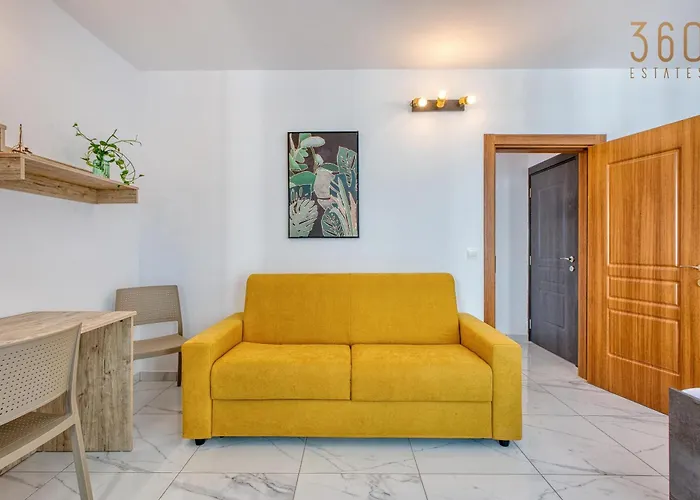 Beautiful Seafront With Comfy Beds, Ac & Wifi By 360 Estates San Pawl il-Baħar