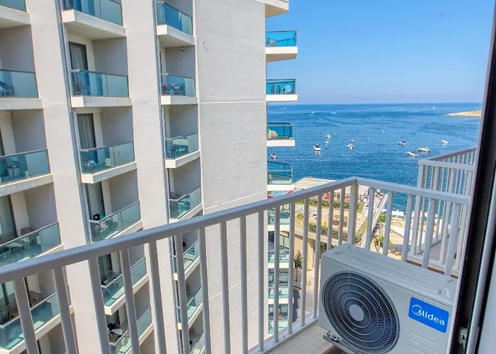 Appartement Beautiful Seafront With Comfy Beds, Ac & Wifi By 360 Estates San Pawl il-Baħar