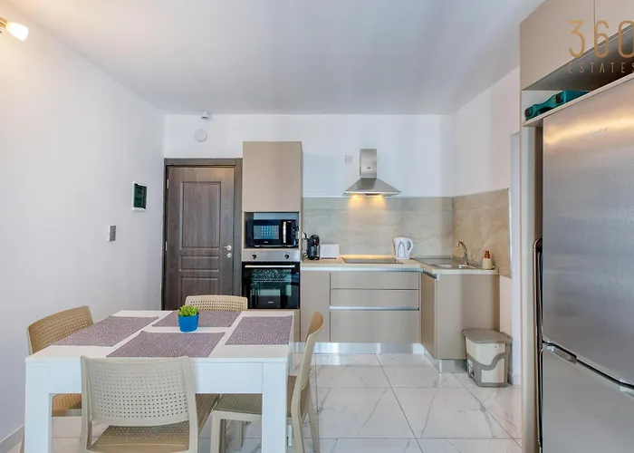 Beautiful Seafront With Comfy Beds, Ac & Wifi By 360 Estates