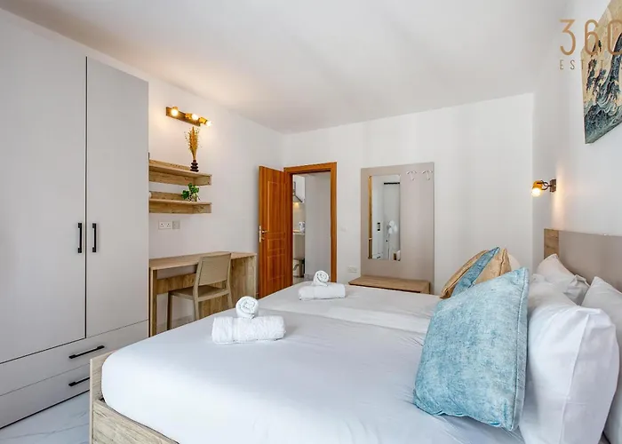 Appartement Beautiful Seafront With Comfy Beds, Ac & Wifi By 360 Estates *