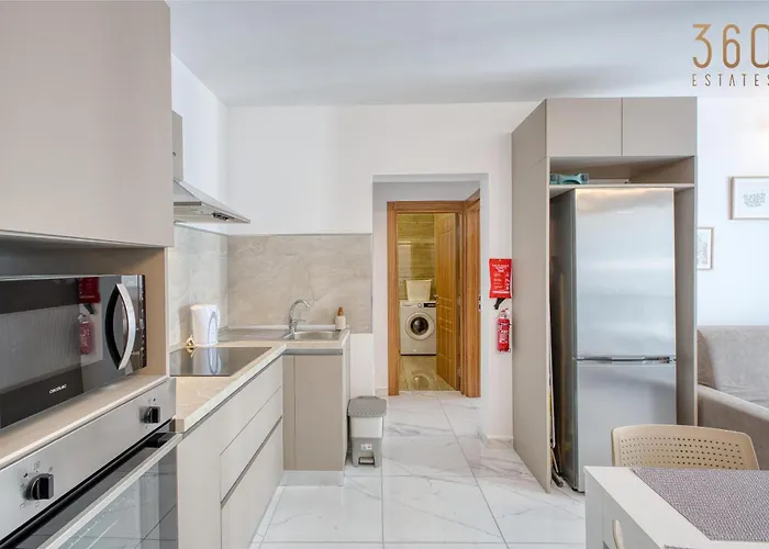 Beautiful Seafront With Comfy Beds, Ac & Wifi By 360 Estates San Pawl il-Baħar