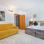 Beautiful Seafront With Comfy Beds, Ac & Wifi By 360 Estates * San Pawl il-Baħar